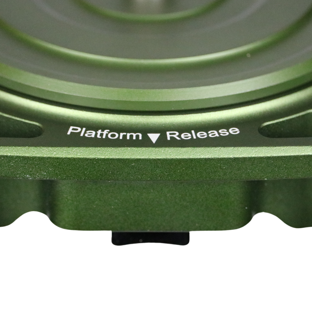 Traverse 2 Section Tripod