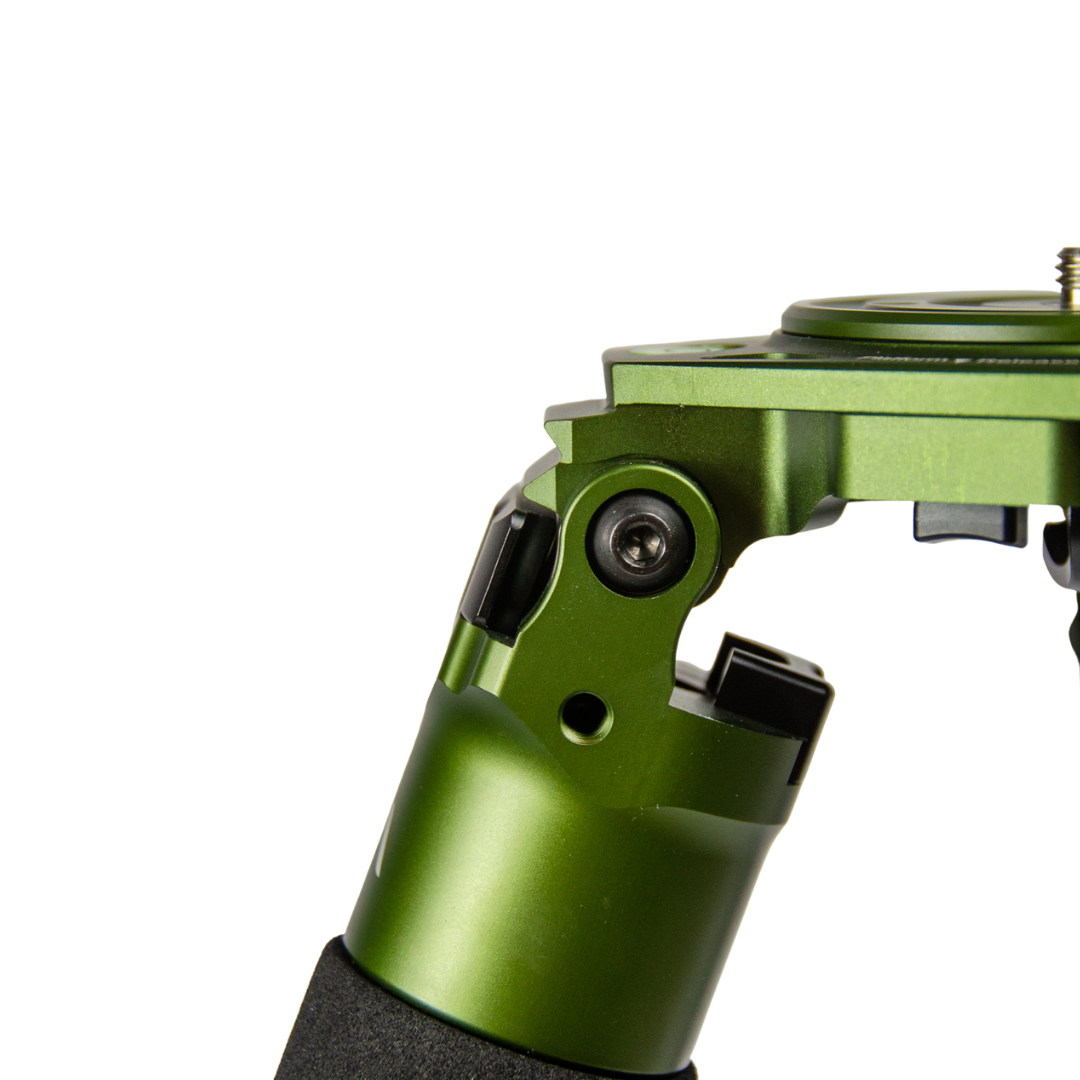 Traverse 2 Section Tripod