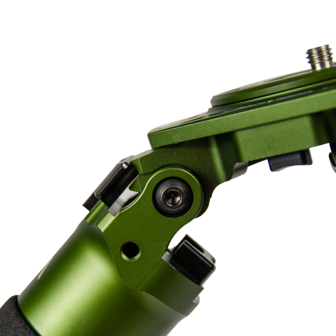 Traverse 2 Section Tripod
