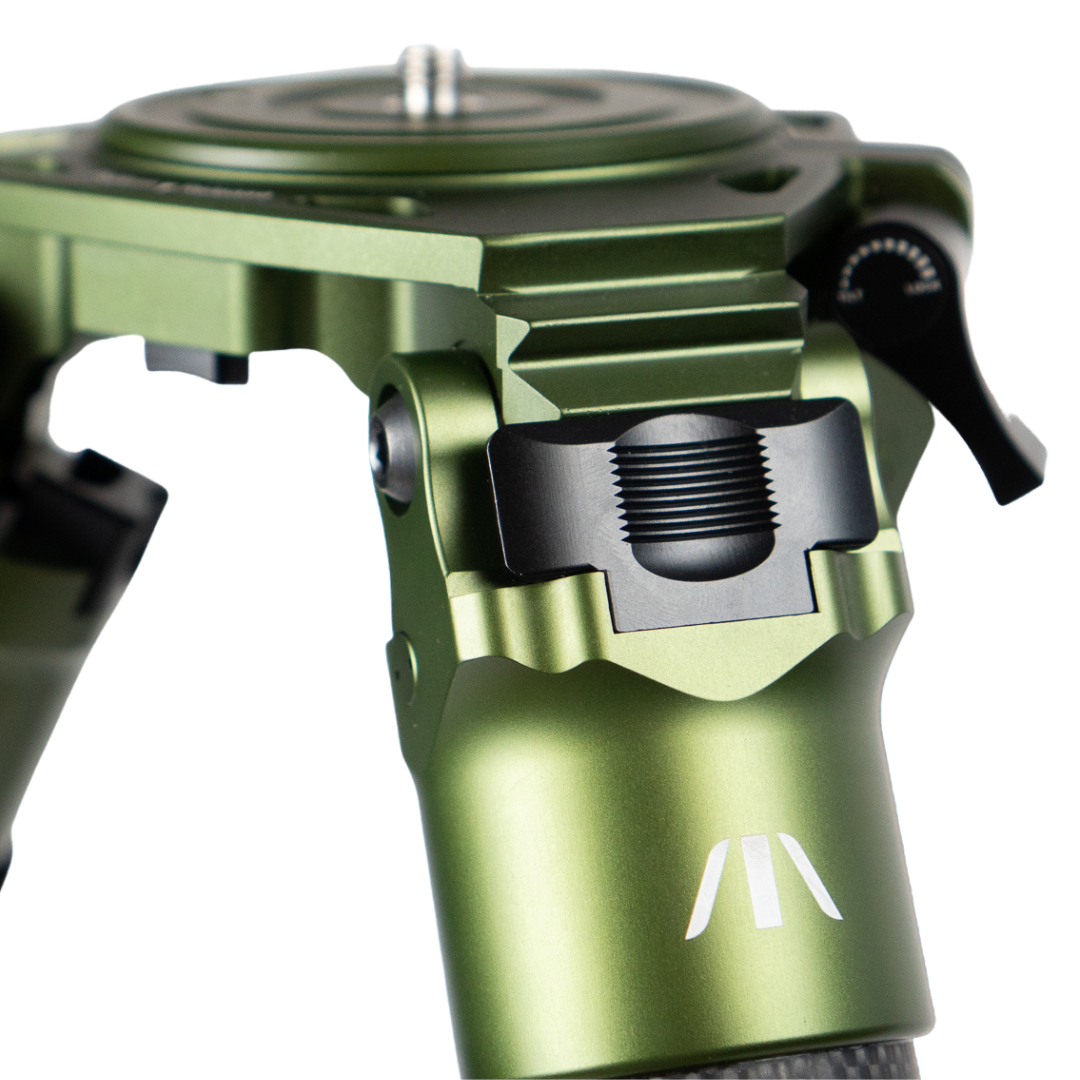 Traverse 2 Section Tripod