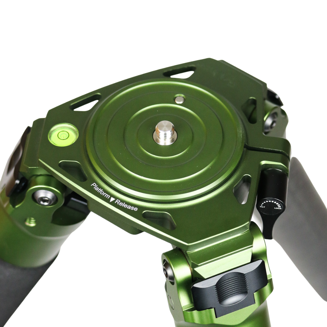 Traverse 3 Section Tripod